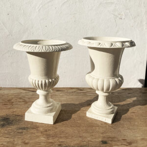 Location mariage décors vase Médicis ancien scénographie